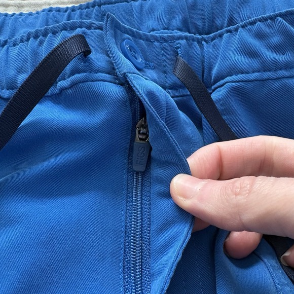 FIGS Scrub Cargo Pans Women's Sz Large Technical Collection Royal Blue Zipper - Picture 8 of 13